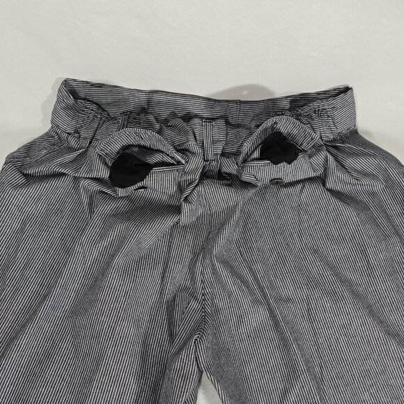 VINTAGE Striped Elastic Waist Drawstring Cargo BERMUDA Shorts Women's Size L/XL. - Picture 11 of 17